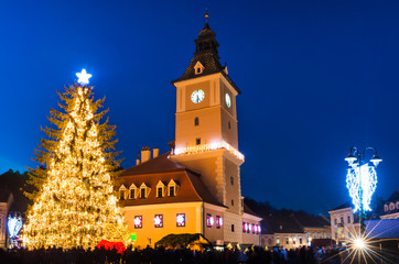 Naklejka premium Brasov historical center in Christmas days, Romania