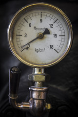 pressure gauge