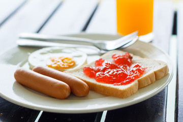 Breahfast
