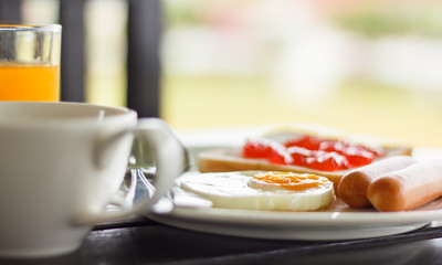 Breahfast