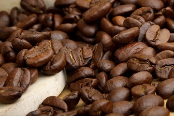 Obraz premium black beans roasted coffee