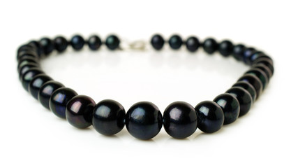 black pearl necklace