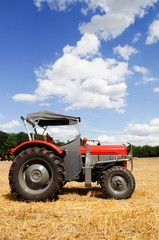 Oldtimer, alter Traktor