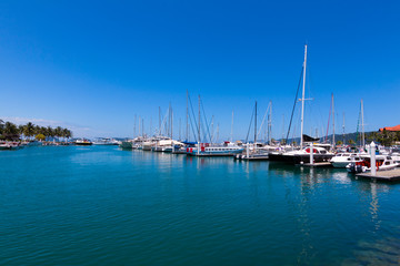 Fototapeta na wymiar Sail boats with blue sky