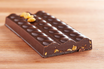 Dark chocolate bar with corn interior