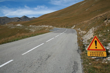 Chaussee Deformee II