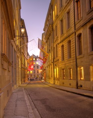 Fototapeta na wymiar Ulica w starym Genewa, Szwajcaria (HDR)