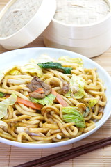 stir-fried noodles