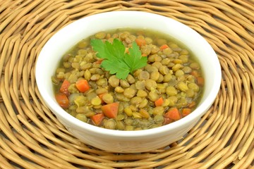 zupa z soczewicy zielonej