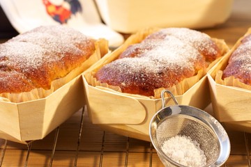 Rosinenbrot & Puderzucker