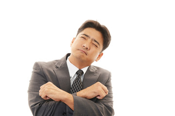 禁止の意思表示をする男性