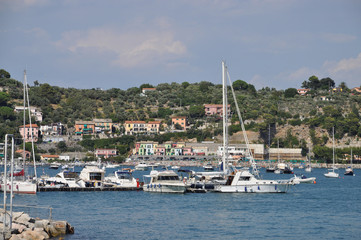 Fototapeta na wymiar Port w Porto Venere, Italien