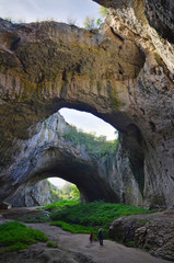 Devetashka cave