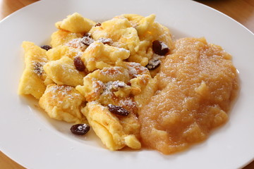 Kaiserschmarrn w/ applesauce (South German / Austrian cuisine)