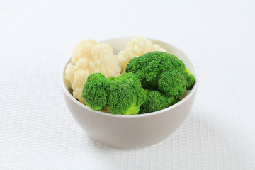 Boiled cauliflower and broccoli