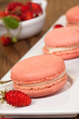 Strawberry Macaroons