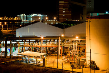 Fototapeta premium Fabrica De Fertilizantes