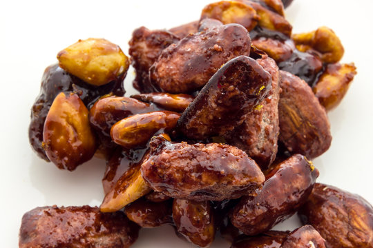 Caramelized almonds from Italy