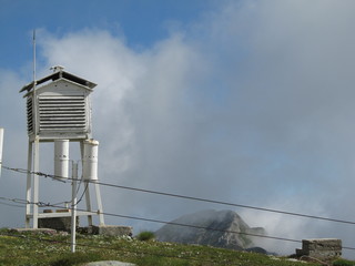 mountain peak wheather station