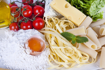 natural ingredients of the Mediterranean diet balanced