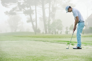 golf putt green