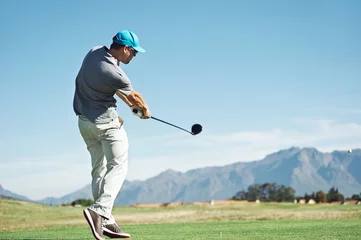 Tableaux ronds sur aluminium brossé Golf coup de départ de golf