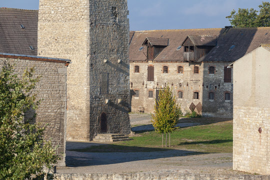 Kloster Klosteranlage Hausneindorf