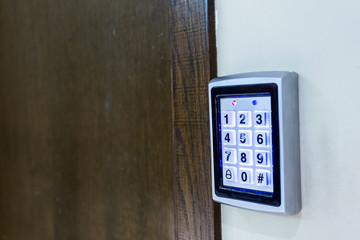 Entrance access keypad