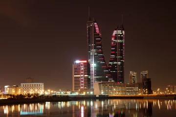 Crédence de cuisine en verre imprimé moyen-Orient Skyline of Manama at night. Bahrain, Middle East