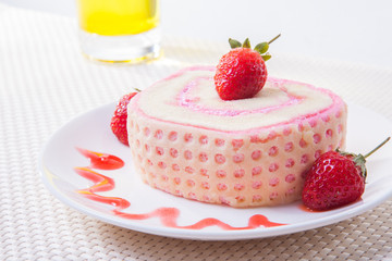 Strawberry Roll Cake with drink