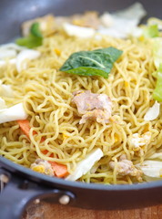 Chinese food, fried noodle