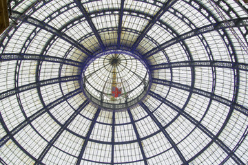Galleria Vittorio Emanuele Milano detail color image