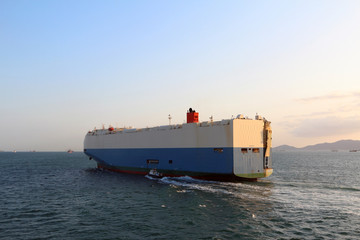 Car carrier ship