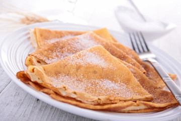crepe with sugar
