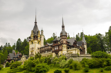 Fototapeta na wymiar Romanian Castle