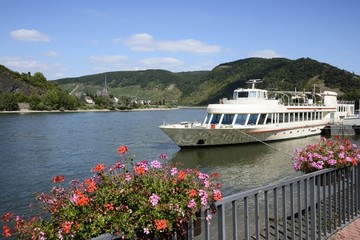 Round Trip Ship