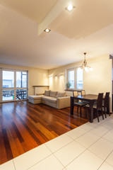 Spacious apartment - sofa and table