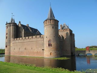 Fototapeta na wymiar Schloss Muiderslot bei Amsterdam(Holland)