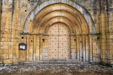 Fototapeta premium Porte entrée Abbaye de Cadouin