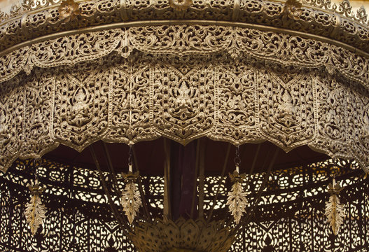 detail of golden umbrella