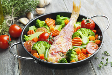Roasted fish with vegetables