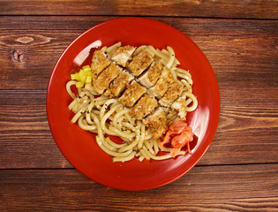  pork  and  soba with vegetable.