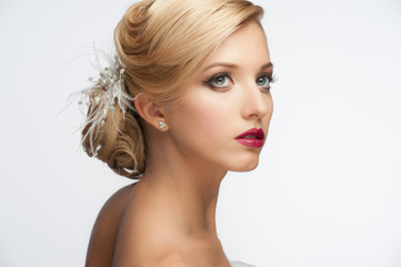 Naklejka premium Girl with hairstyle and makeup
