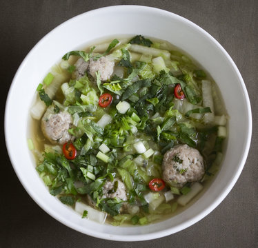 Thai noodle soup with meatballs,