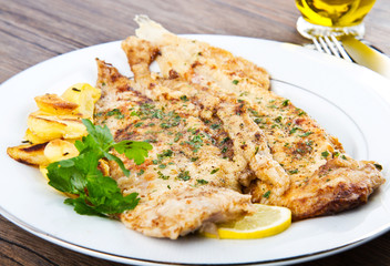 Fresh sole served with potatoes