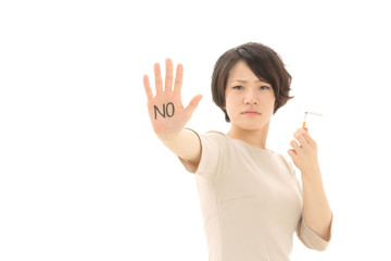 禁煙を勧める女性