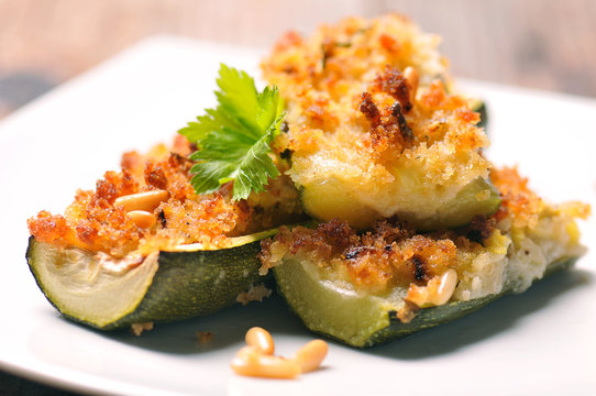 zucchine ripieni al forno