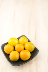 皿の上のキンカンの実