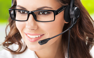 Support phone operator in headset