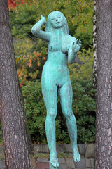 Fototapeta na wymiar The Listening Woman sculpture in Millesgarden sculpture garden